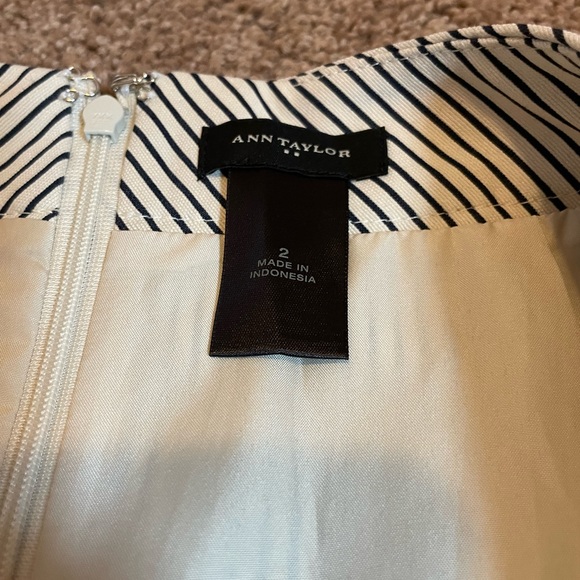 Ann Taylor Striped Pencil Skirt - Picture 2 of 3